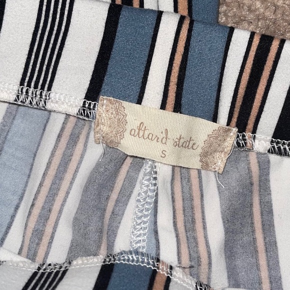 Bellbottom pants - Picture 2 of 2